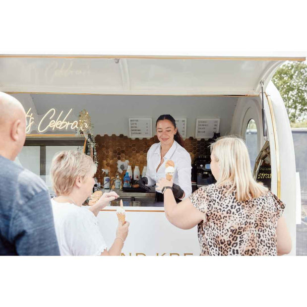 serving gelaot to happy clients